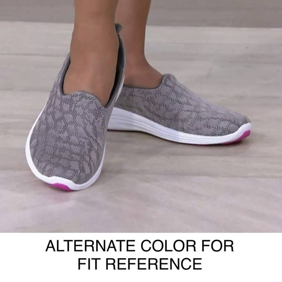 VIONIC BY ORTHAHEEL AGILE HYDRA ACTIVE SLIP ON LIGHTWEIGHT PYTHON MESH SNEAKERS - Picture 3 of 11